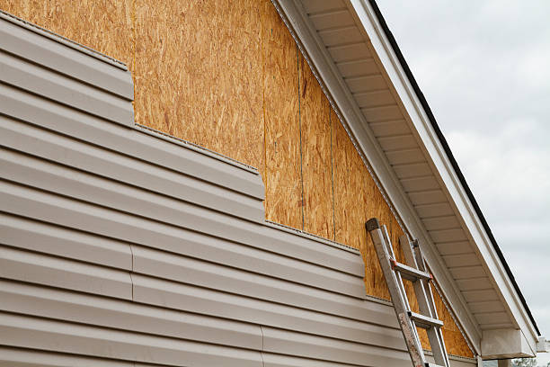 Professional Emergency Siding Repair technician working in Kernersville, NC